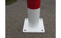 Ochranný sloupek červenobílý