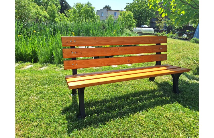 Litinová lavička Castel