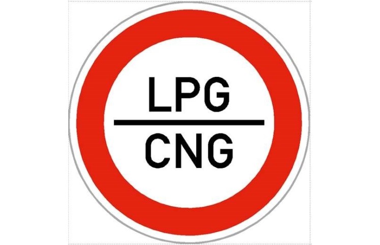 Dopravní značka - Zákaz vjezdu LPG/CNG Dopravní značka - Zákaz vjezdu LPG/CNG