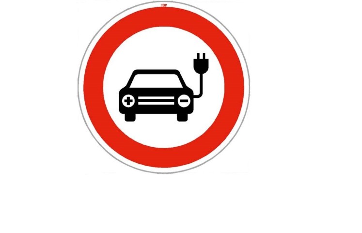 Dopravní značka - Zákaz vjezdu elektromobilů Dopravní značka - Zákaz vjezdu elektromobilů