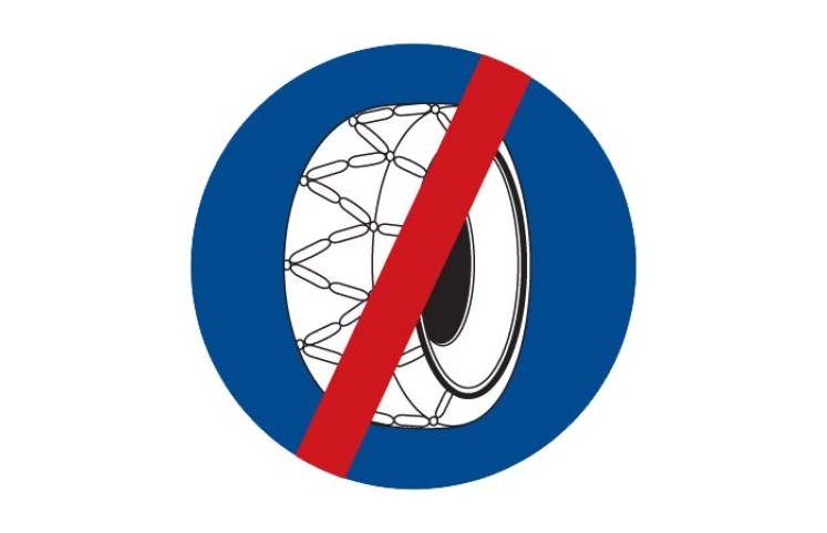 Dopravní značka C5b - Sněhové řetězy - konec