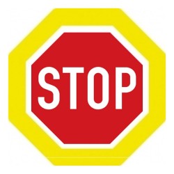 Dopravní značka P6 - Stůj, dej přednost v jízdě!, zvýrazněná