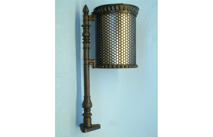 Litinový koš Masiv  na ozdobném sloupku