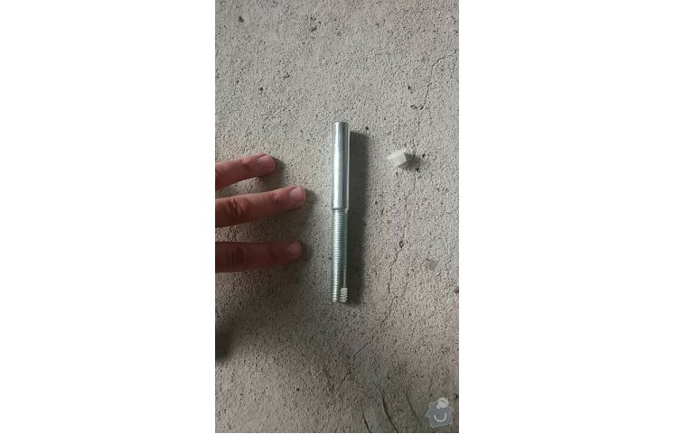 Náhradní šroub pro směrový sloupek Z11h 