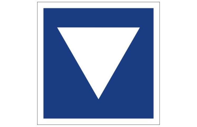 Plavební znak E5.8 - Místo vyhrazené pro stání plavidel Plavební znak E5.8 - Místo vyhrazené pro stání plavidel